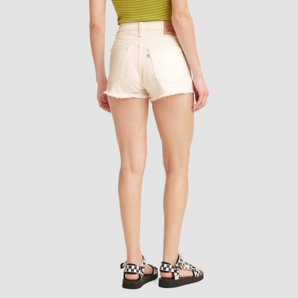 Levi’s Women’s High Rise Original 501 Jean Shorts in Whiteboard - Picture 2 of 7